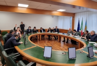 La votazione odierna in commissione Sanità. La votazione odierna in commissione Sanità.