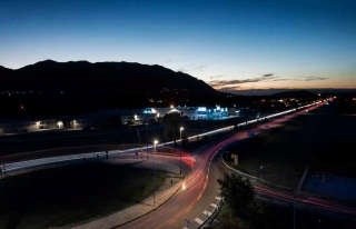 Immagine notturna di una zona del Consorzio industriale di Frosinone.