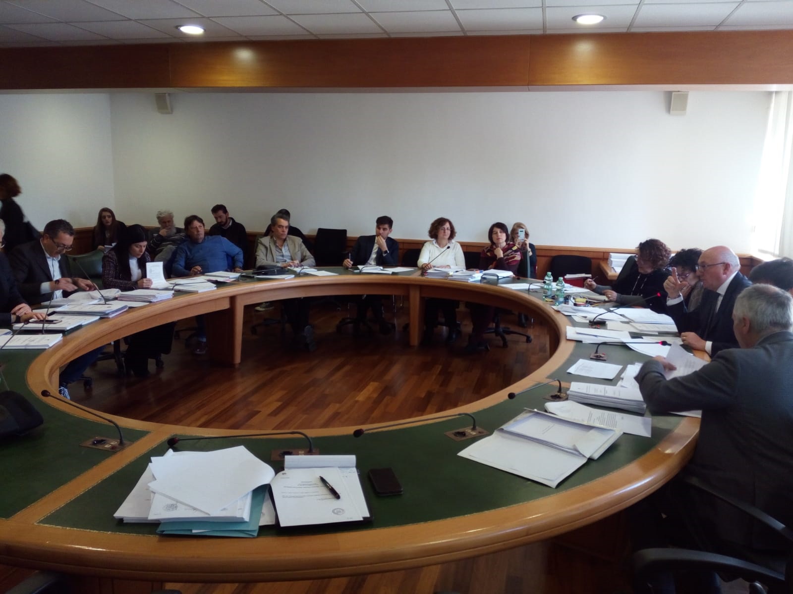La commissione Sanità al lavoro oggi in sala Latini. La commissione Sanità al lavoro oggi in sala Latini.