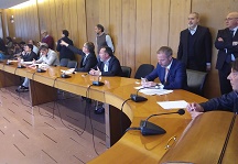 La commissione durante l'insediamento.