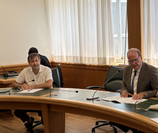 Da sinistra, il consigliere Valeriani e il presidente Mitrano. Da sinistra, il consigliere Valeriani e il presidente Mitrano.