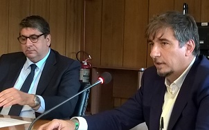Il presidente della commissione Bilancio, Fabio Refrigeri, in una foto di repertorio con il consigliere Rodolfo Lena (a sinistra).