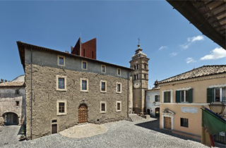 Palazzo Chigi a Formello. Palazzo Chigi a Formello.