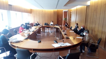 La prima commissione durante la seduta in sala Etruschi. La prima commissione durante la seduta in sala Etruschi.