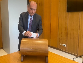 Il presidente della XI commissione, Enrico Tiero. Il presidente della XI commissione, Enrico Tiero.