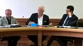Da sinistra: il sindaco di Montefiascone, Paolini, il dierttore generale di Cobalb, Pierangeli, il vicesindaco di Bolsena, Di Sorte. Da sinistra: il sindaco di Montefiascone, Paolini, il dierttore generale di Cobalb, Pierangeli, il vicesindaco di Bolsena, Di Sorte.