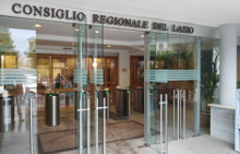 Ingresso sede del Consiglio regionale del Lazio