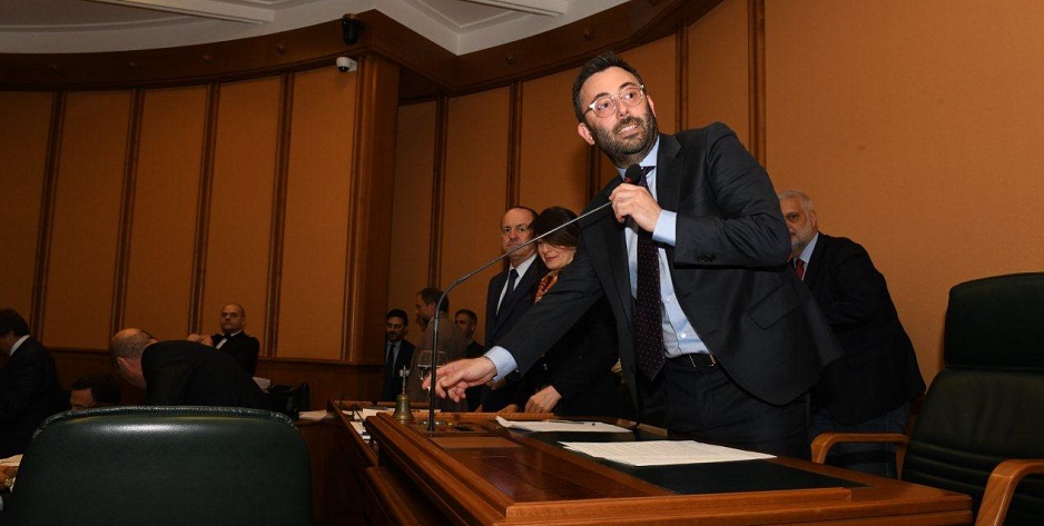 Il neopresidente del Consiglio regionale, Mauro Buschini (Foto di Bruno Ponzani)