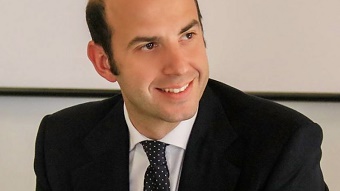 Il Garante dell'Infanzia e dell'adolescenza della Regione Lazio, Jacopo Marzetti, così come appare nel videomessaggio inviato alle scuole di ogni ordine e grado.