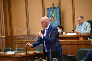 Il presidente vicario della Regione, Daniele Leodori, durante una seduta consiliare.