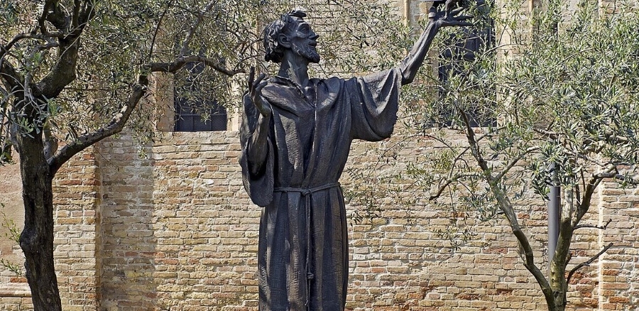 Statua di bronzo di San Francesco
