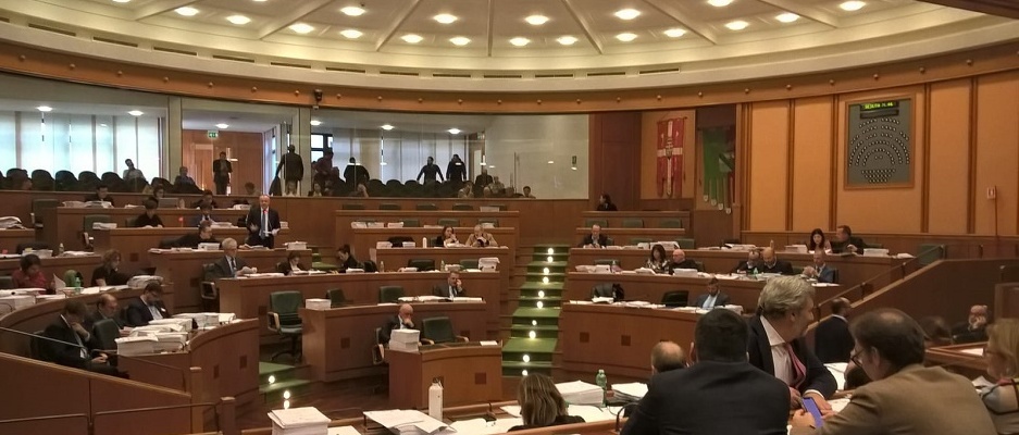 L'Aula durante la dichiarazione di voto di Devid Porrello (M5s)