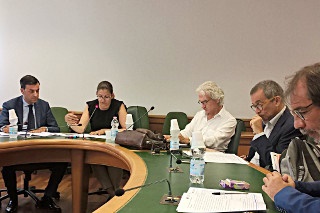 Un momento dei lavori del Comitato regionale di Controllo contabile (Corecoco). Da destra: i consiglieri Fichera, Manzella, Mitolo, la presidente Corrado, e il funzionario Ifd della struttura di supporto, Fabrizio Cecere.