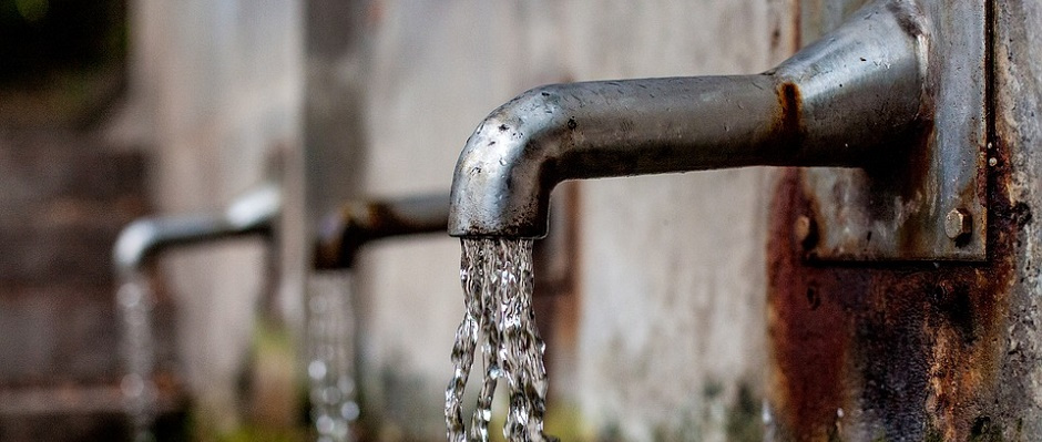 Una fonte d'acqua.