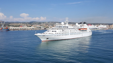 Una veduta del porto di Civitavecchia